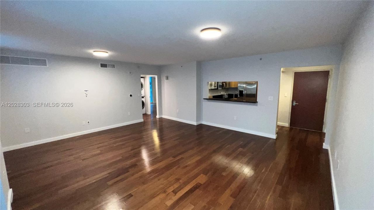 31 SE 5th St , Unit 411, Miami, FL 33131 Photo