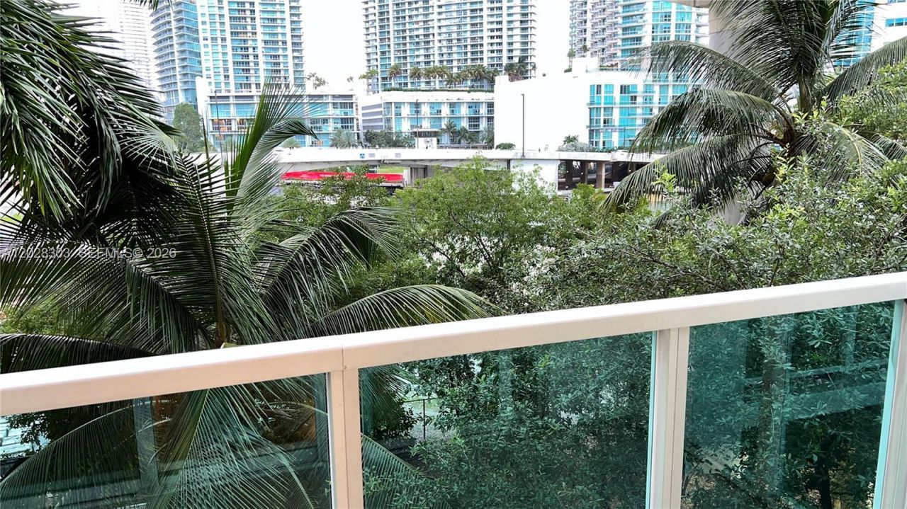 31 SE 5th St , Unit 411, Miami, FL 33131 Photo