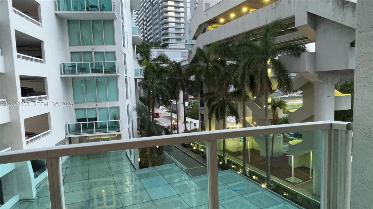 31 SE 5th St , Unit 411, Miami, FL 33131 Photo
