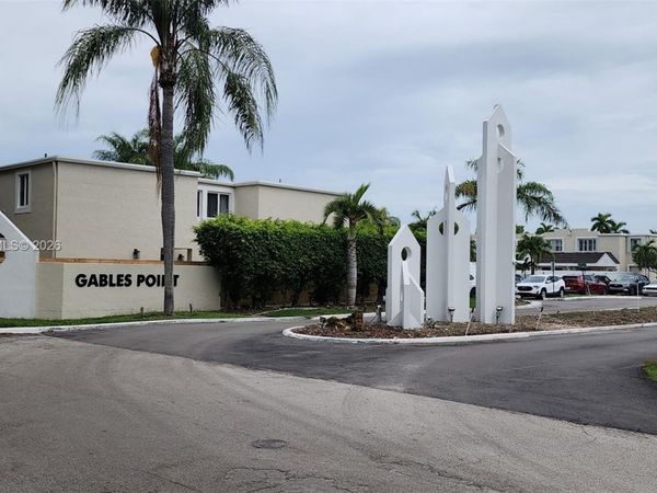 4540 SW 68th Ct Cir , Unit 48-7, Miami, FL 33155