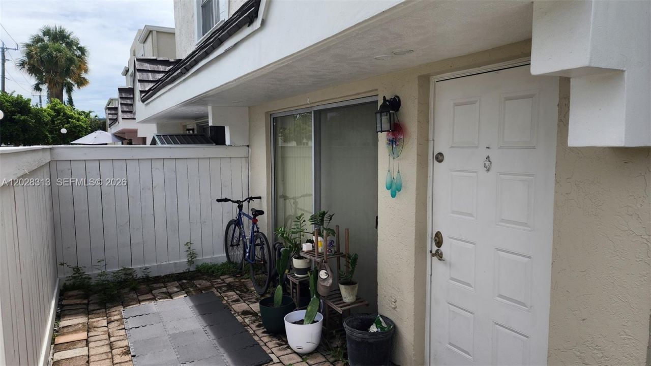 4540 SW 68th Ct Cir , Unit 48-7, Miami, FL 33155 Photo