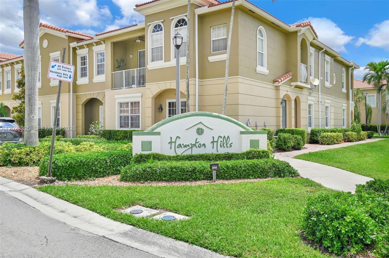 5927 Royal Way, Tamarac, FL 33321 Photo