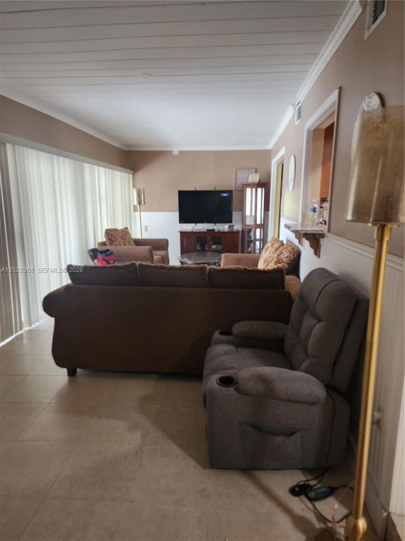 6311 NW 71st Ave, Tamarac, FL 33321 Photo