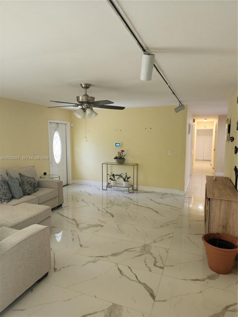 6311 NW 71st Ave, Tamarac, FL 33321 Photo