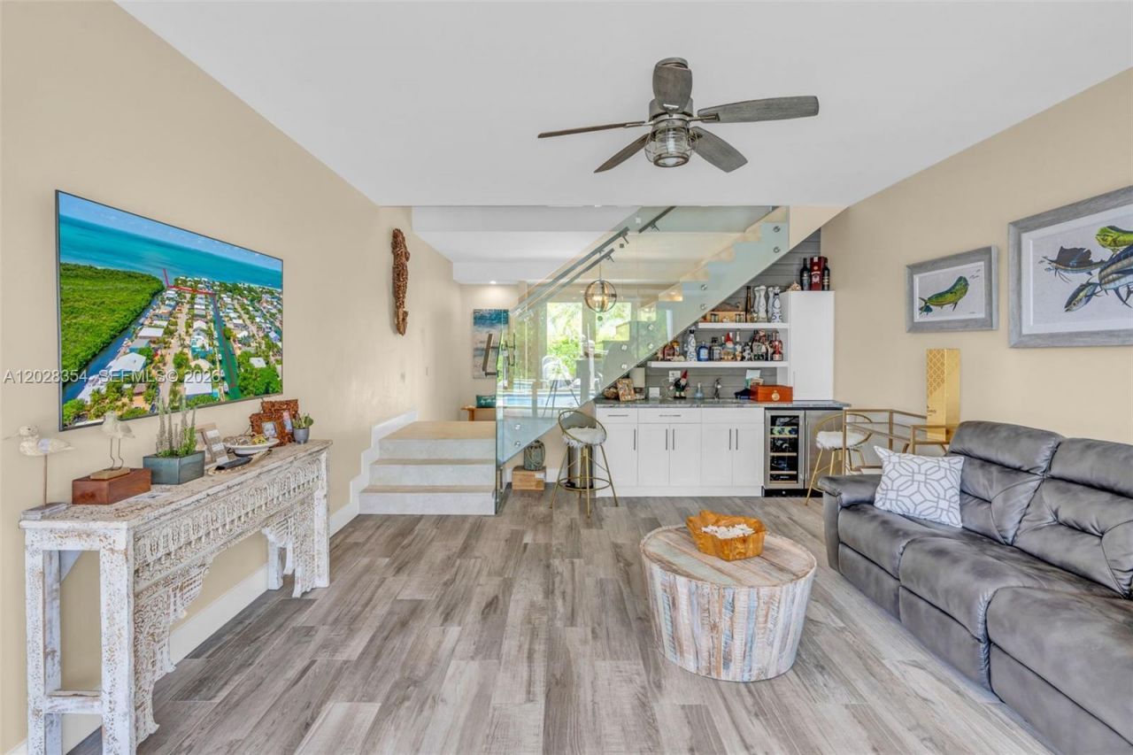145 Venetian Drive , Islamorada, FL 33036 Photo