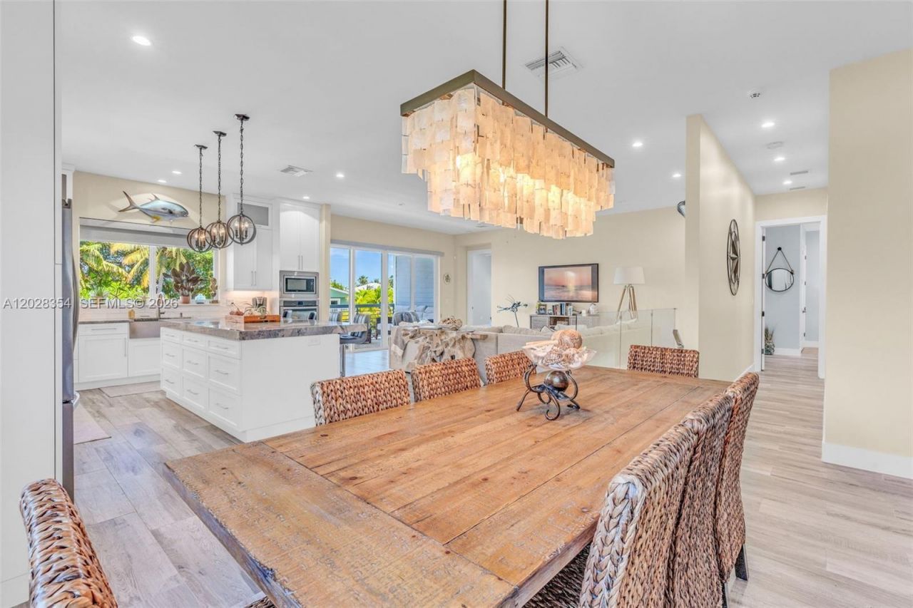145 Venetian Drive , Islamorada, FL 33036 Photo