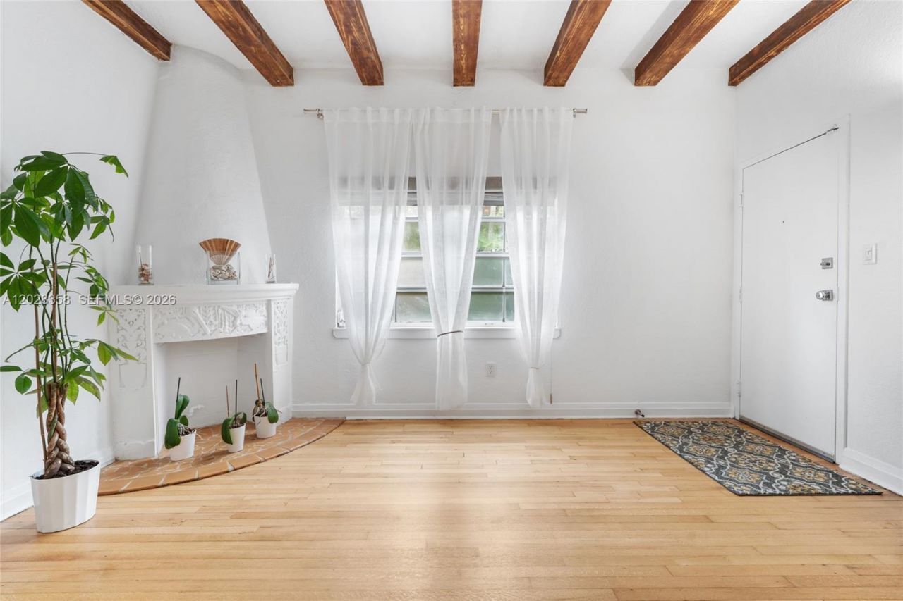 1605 Euclid Ave , Unit B1, Miami Beach, FL 33139 Photo