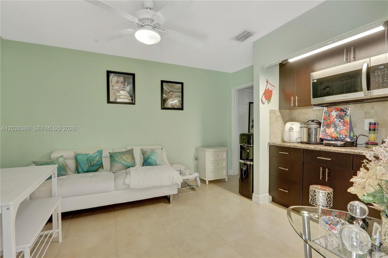 15801 NW 47th Ave , Miami Gardens, FL 33054 Photo