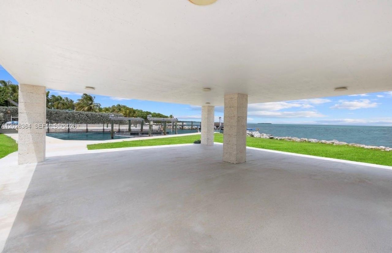 89401 Old Highway , Plantation Key, FL 33070 Photo