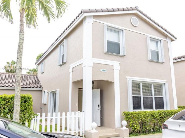 10560 NW 57th Ct , Coral Springs, FL 33076