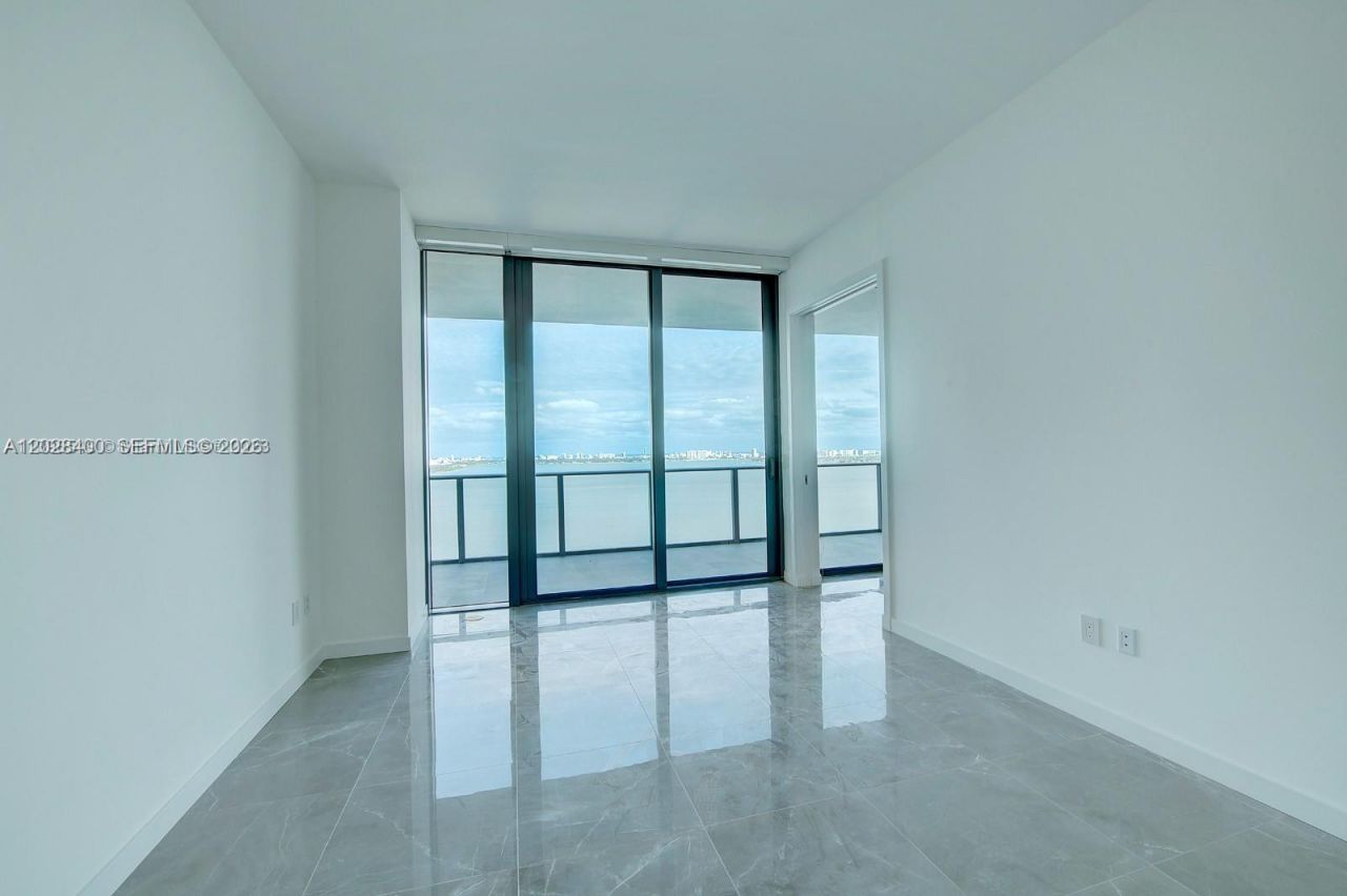 480 NE 31st St , Unit 2406, Miami, FL 33137 Photo