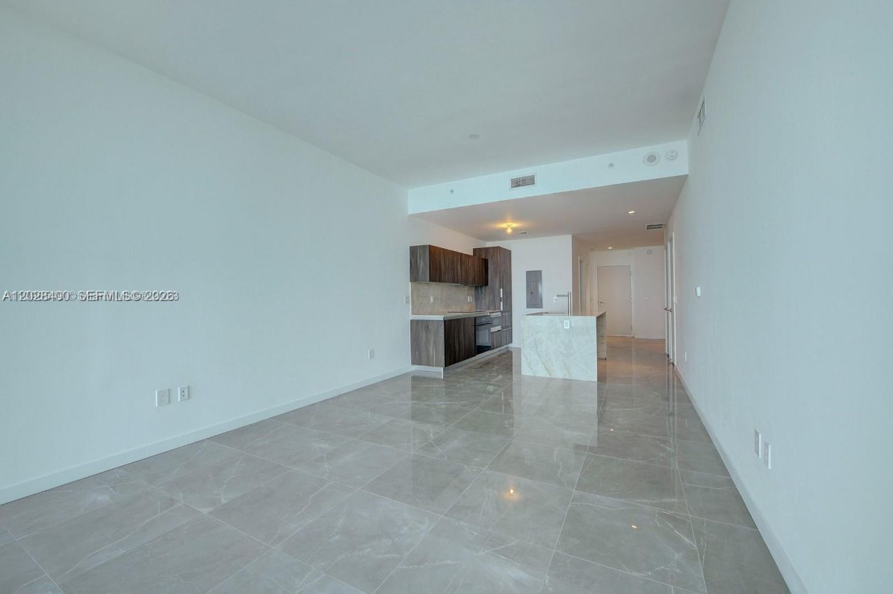 480 NE 31st St , Unit 2406, Miami, FL 33137 Photo