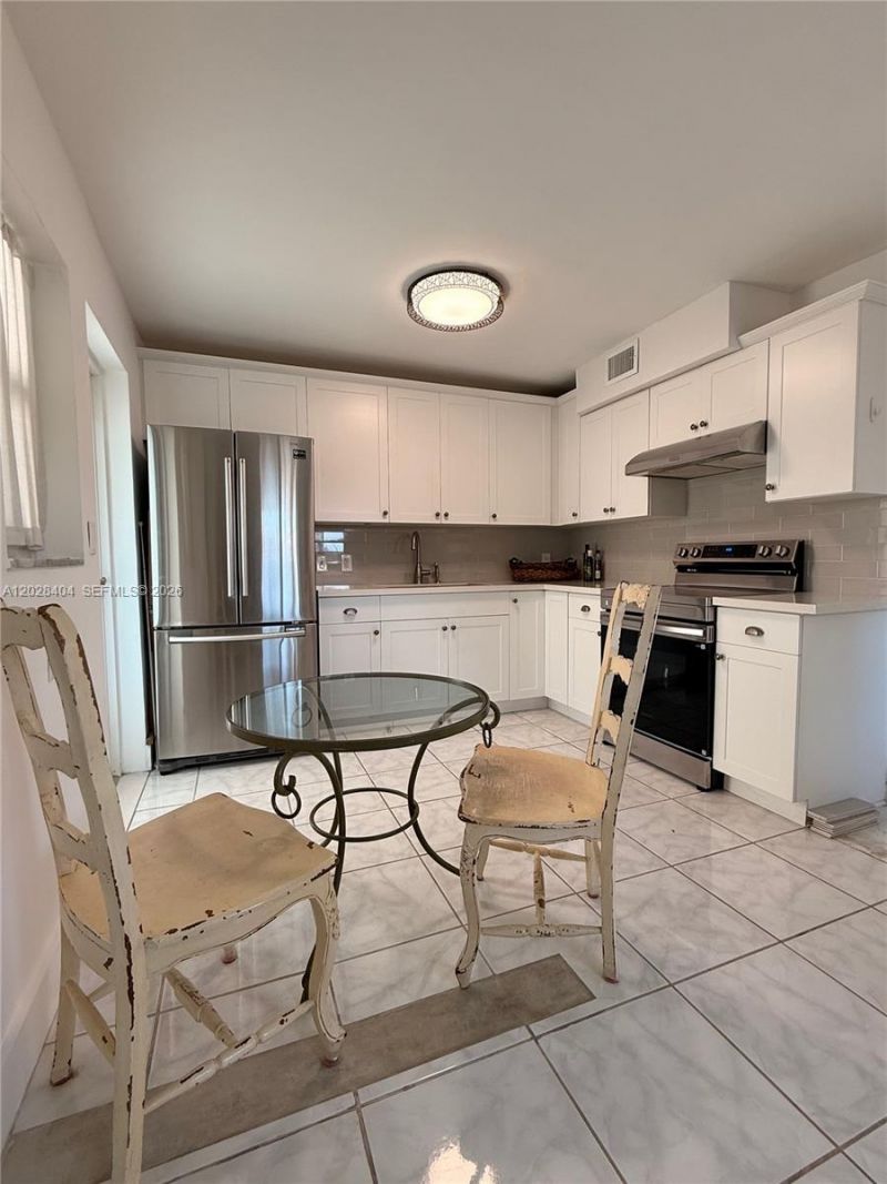 1400 Lincoln Rd, Unit 301, Miami Beach, FL 33139 Photo