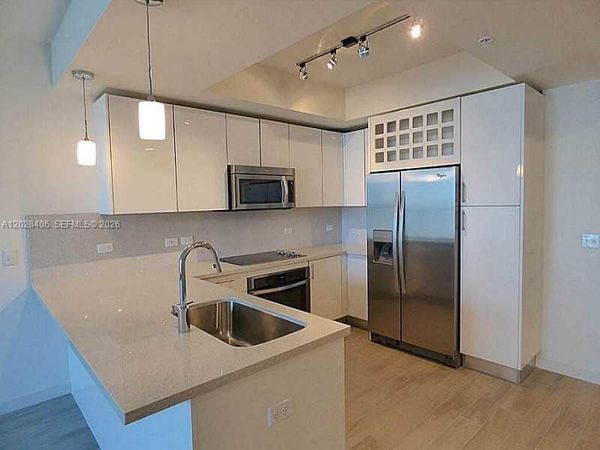 999 SW 1 AVE , Unit 1907, Miami, FL 33130