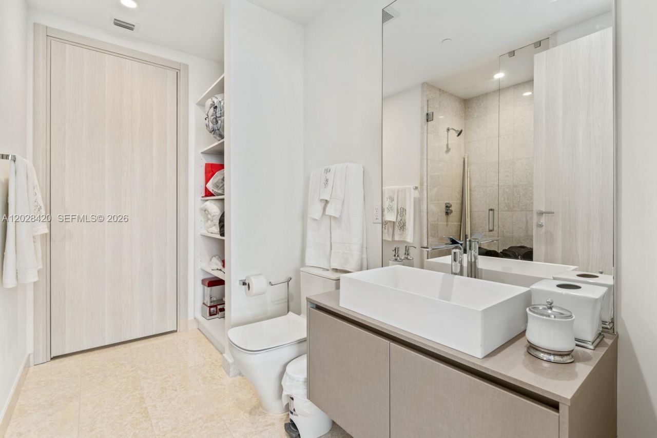 1000 Brickell Plz, Unit PH6006, Miami, FL 33131 Photo