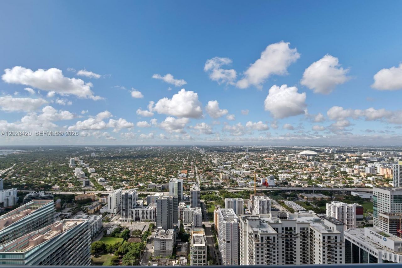 1000 Brickell Plz, Unit PH6006, Miami, FL 33131 Photo