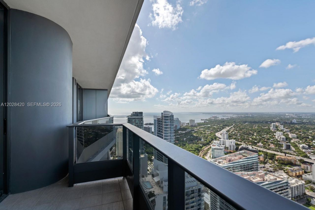 1000 Brickell Plz, Unit PH6006, Miami, FL 33131 Photo
