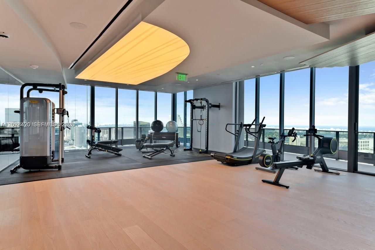 1000 Brickell Plz, Unit PH6006, Miami, FL 33131 Photo