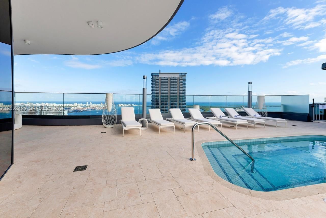 1000 Brickell Plz, Unit PH6006, Miami, FL 33131 Photo