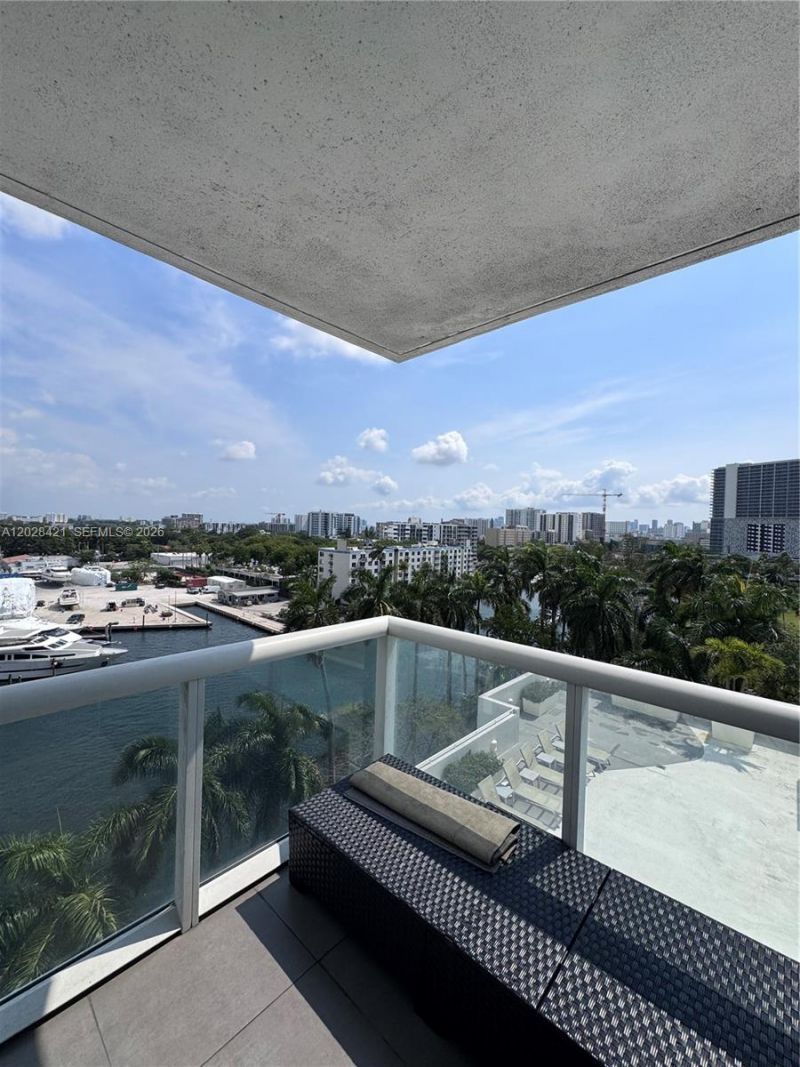 1861 NW S River Dr , Unit 906, Miami, FL 33125 Photo