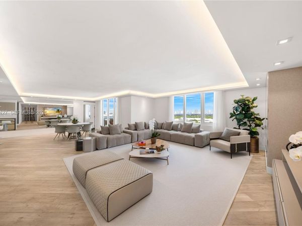 2301 Collins Ave , Unit 1432, Miami Beach, FL 33139