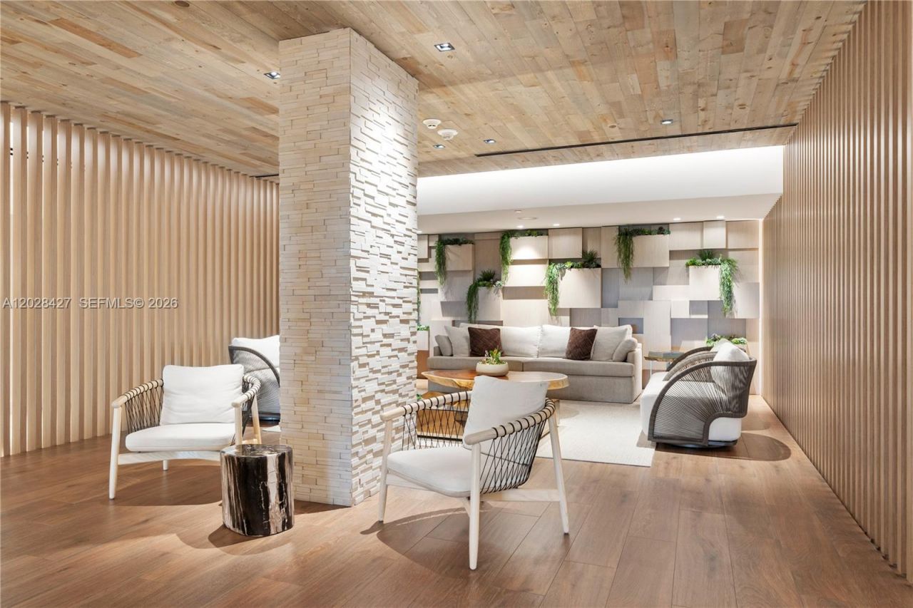 2301 Collins Ave , Unit 1432, Miami Beach, FL 33139 Photo