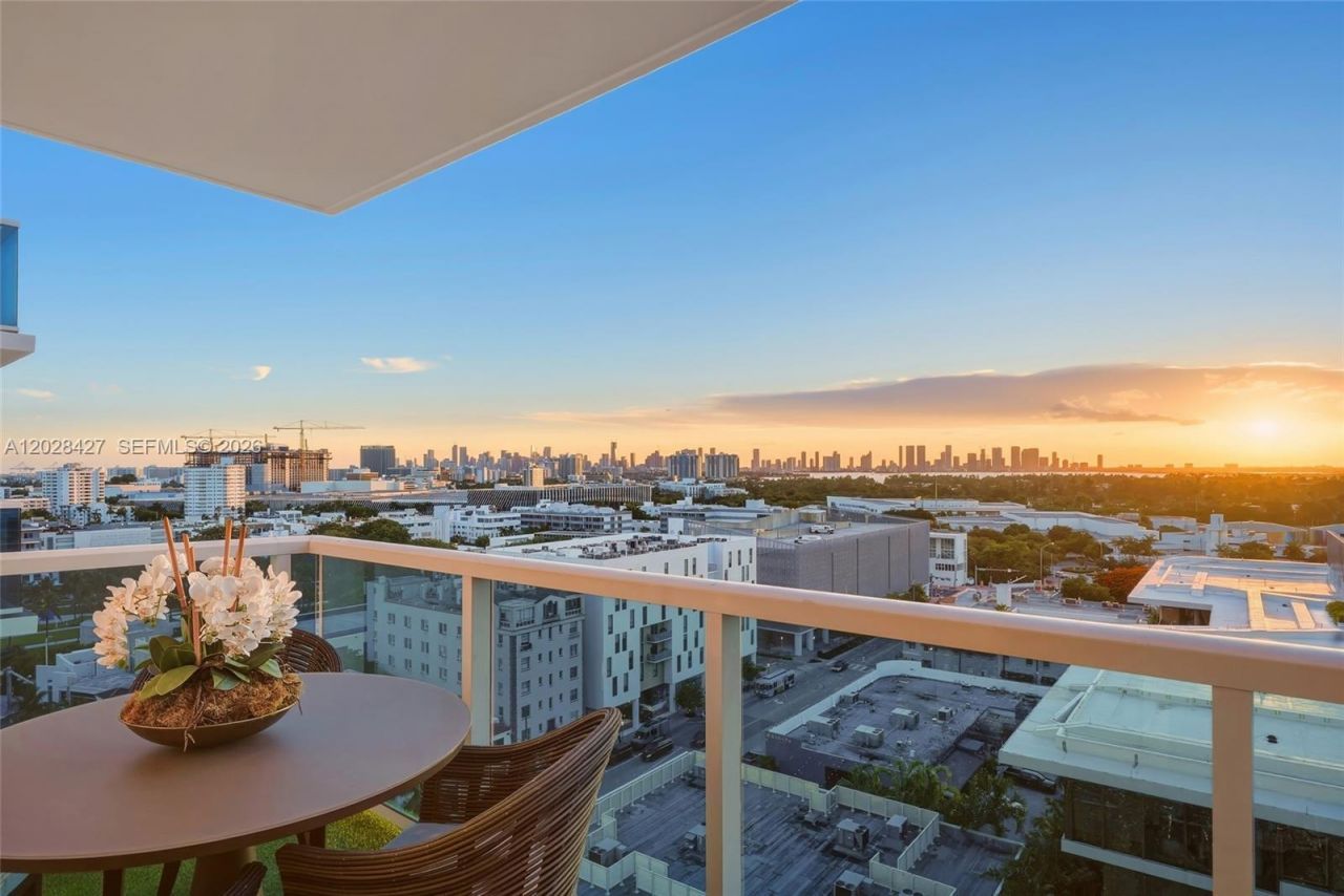 2301 Collins Ave , Unit 1432, Miami Beach, FL 33139 Photo