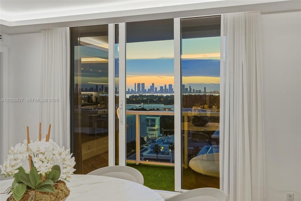 2301 Collins Ave , Unit 1432, Miami Beach, FL 33139 Photo