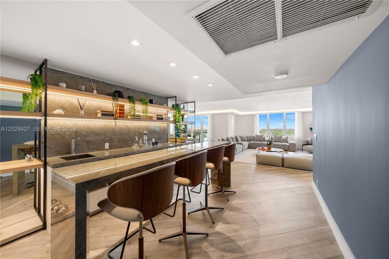 2301 Collins Ave , Unit 1432, Miami Beach, FL 33139 Photo