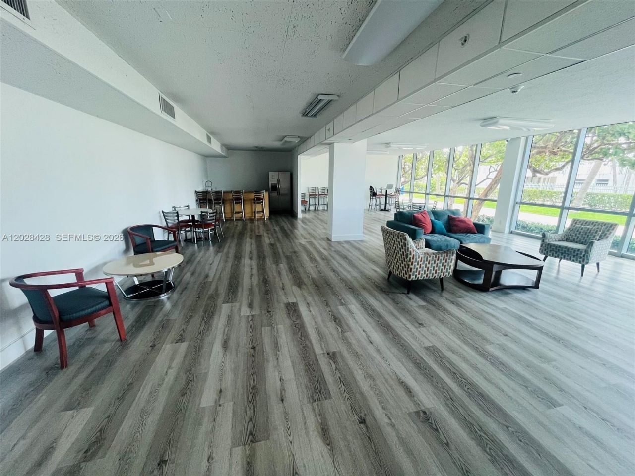 2655 Collins Ave , Unit 602, Miami Beach, FL 33140 Photo