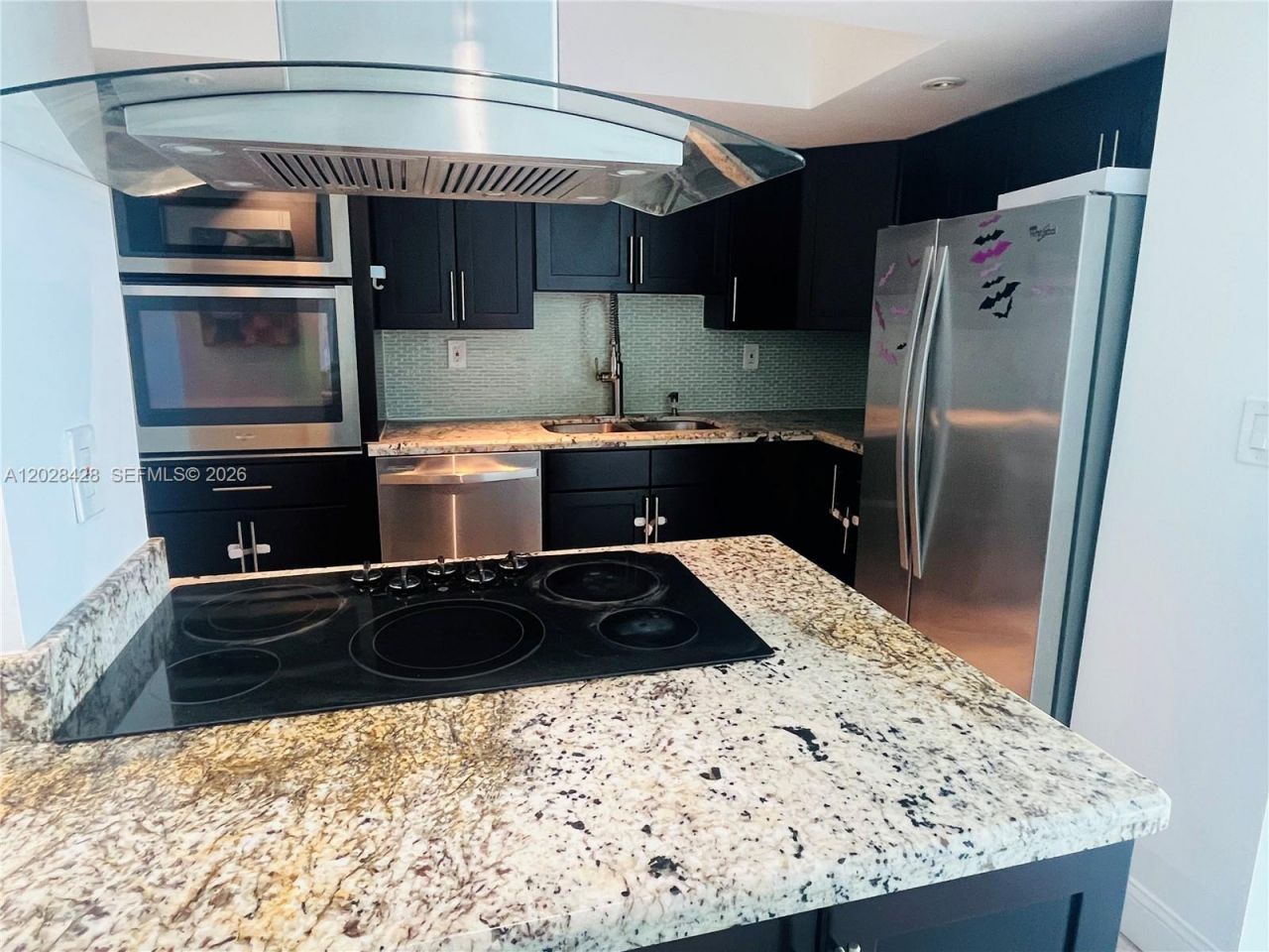2655 Collins Ave , Unit 602, Miami Beach, FL 33140 Photo
