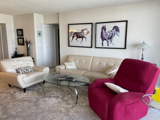 19707 Turnberry Way , Unit 18L, Aventura, FL 33180 Photo