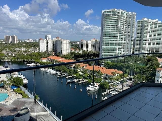 19707 Turnberry Way , Unit 18L, Aventura, FL 33180 Photo