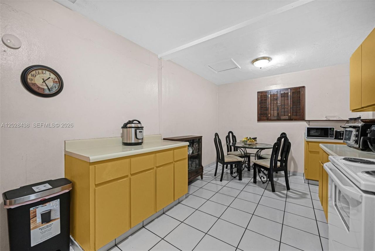 1421 SW 92nd Ave, Miami, FL 33174 Photo