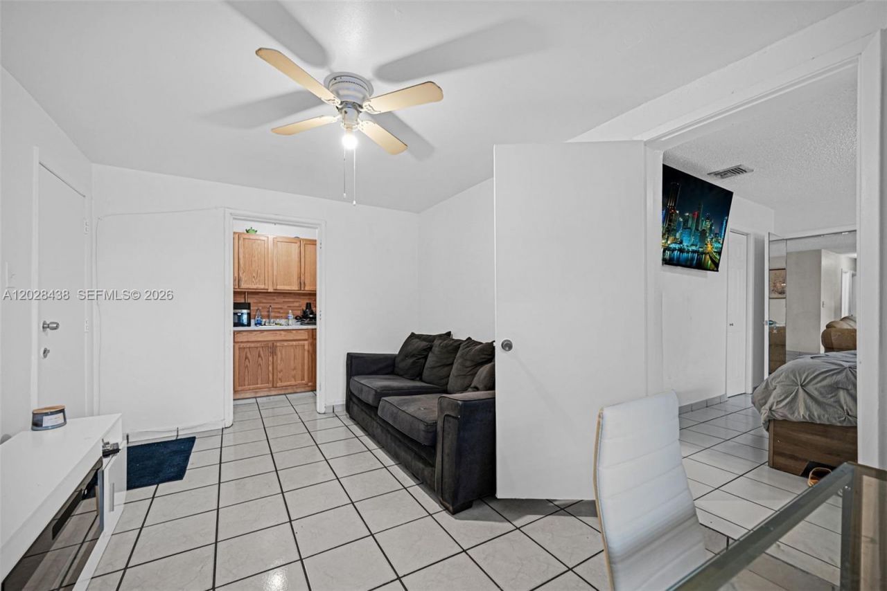 1421 SW 92nd Ave, Miami, FL 33174 Photo