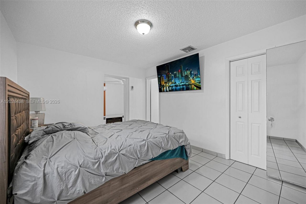 1421 SW 92nd Ave, Miami, FL 33174 Photo