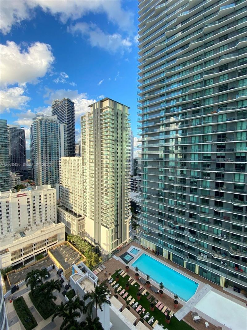 60 SW 13th St , Unit 2212, Miami, FL 33130 Photo