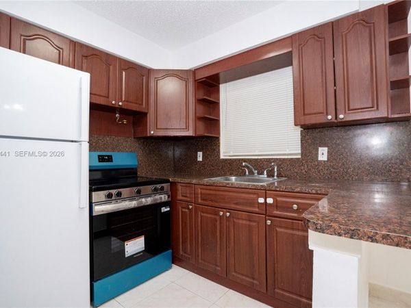 5270 SW 90th Way , Unit 1, Cooper City, FL 33328