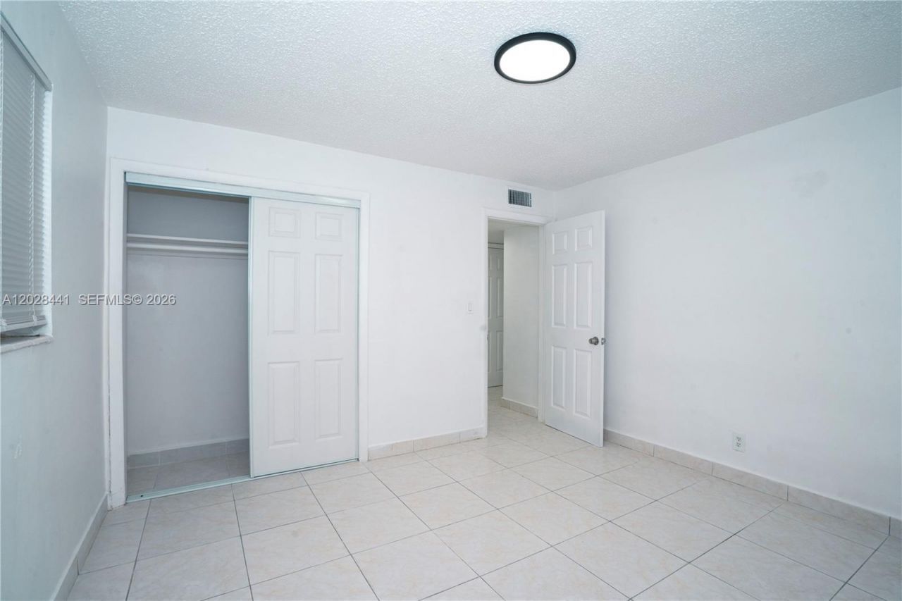 5270 SW 90th Way , Unit 1, Cooper City, FL 33328 Photo