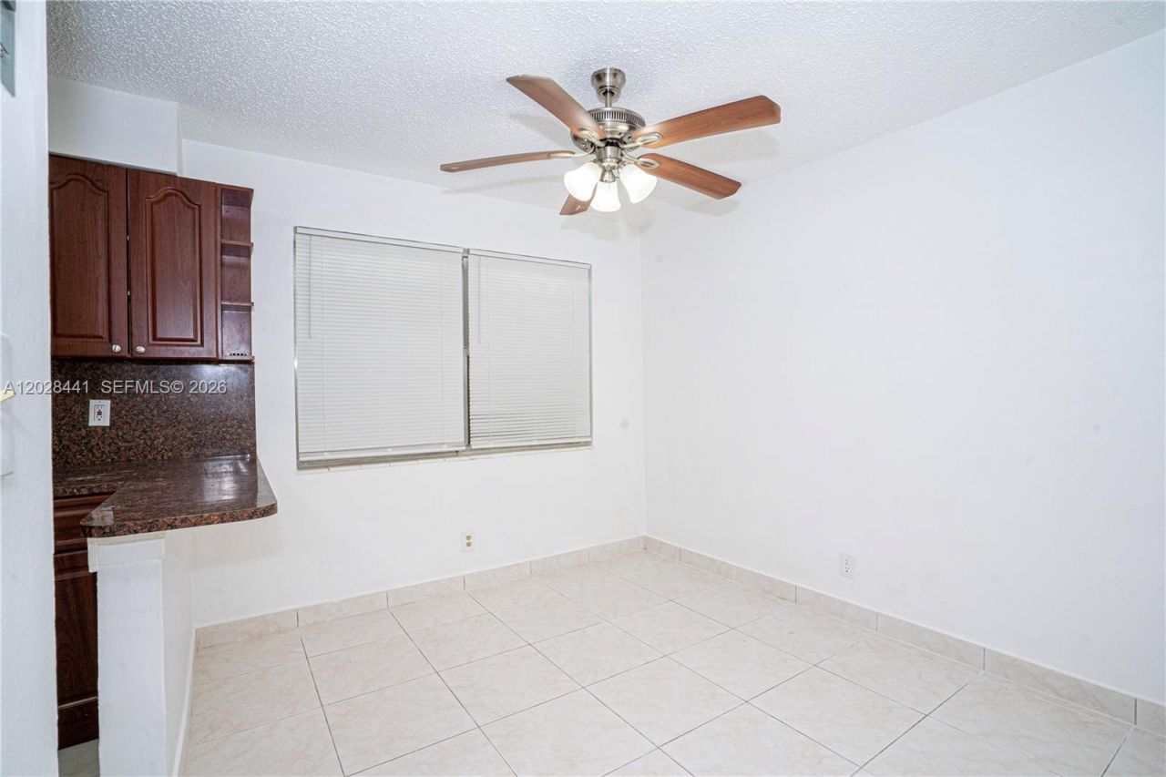 5270 SW 90th Way , Unit 1, Cooper City, FL 33328 Photo