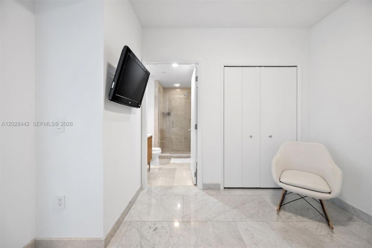17001 Collins Ave , Unit 2307, Sunny Isles Beach, FL 33160 Photo