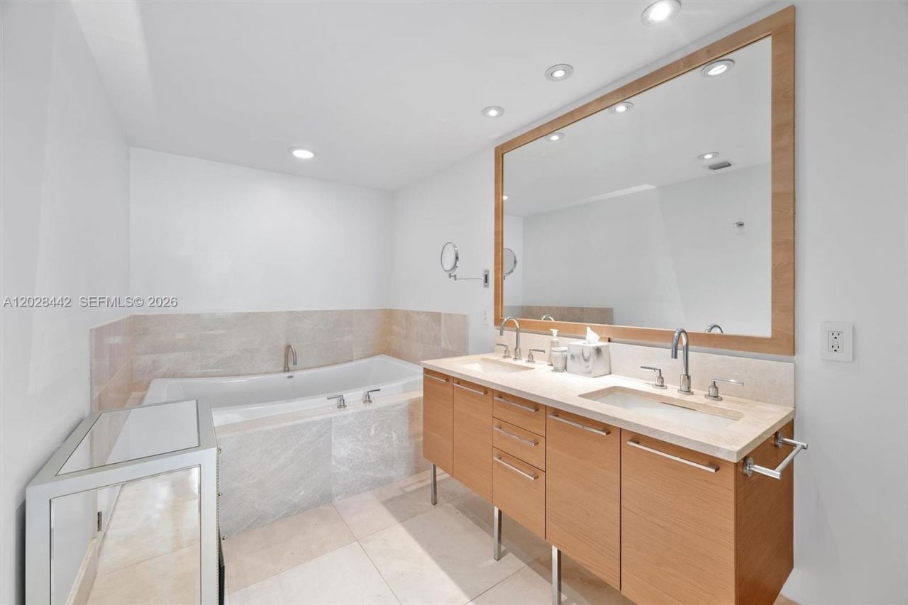 17001 Collins Ave , Unit 2307, Sunny Isles Beach, FL 33160 Photo