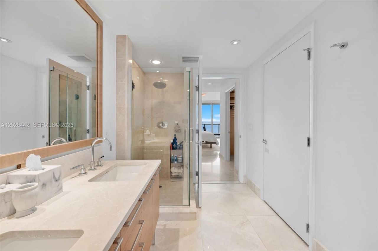 17001 Collins Ave , Unit 2307, Sunny Isles Beach, FL 33160 Photo