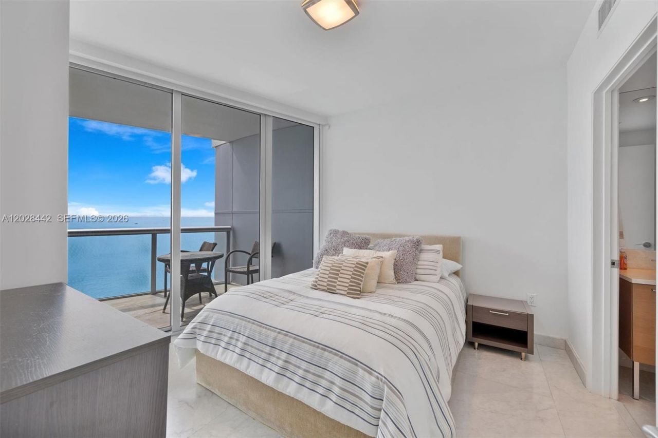 17001 Collins Ave , Unit 2307, Sunny Isles Beach, FL 33160 Photo