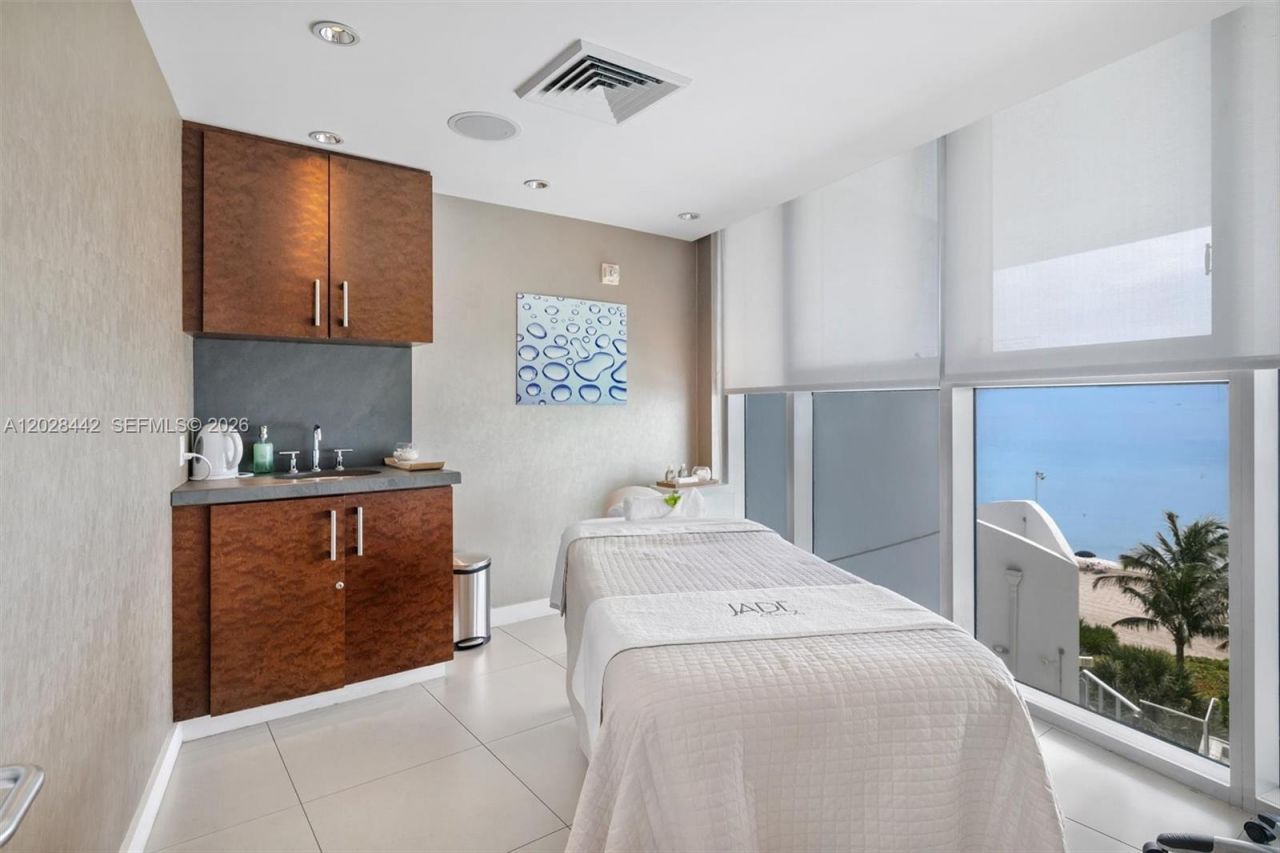 17001 Collins Ave , Unit 2307, Sunny Isles Beach, FL 33160 Photo