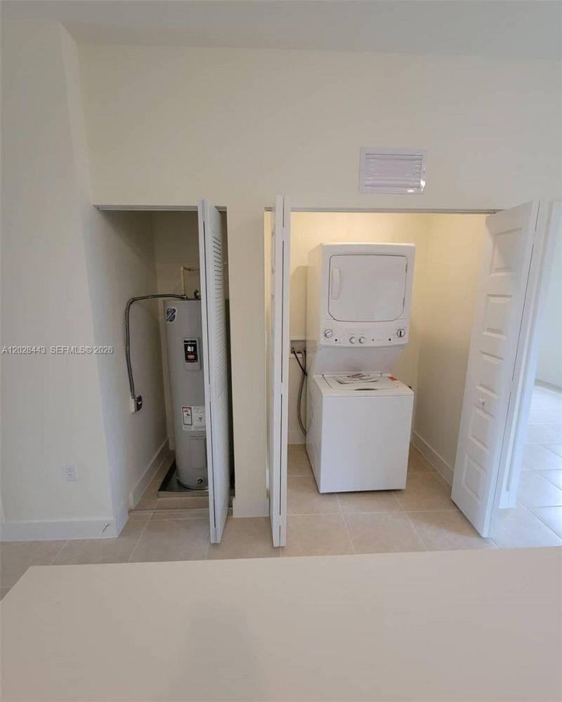 7915 NW 104th Ave, Unit 25, Doral, FL 33178 Photo