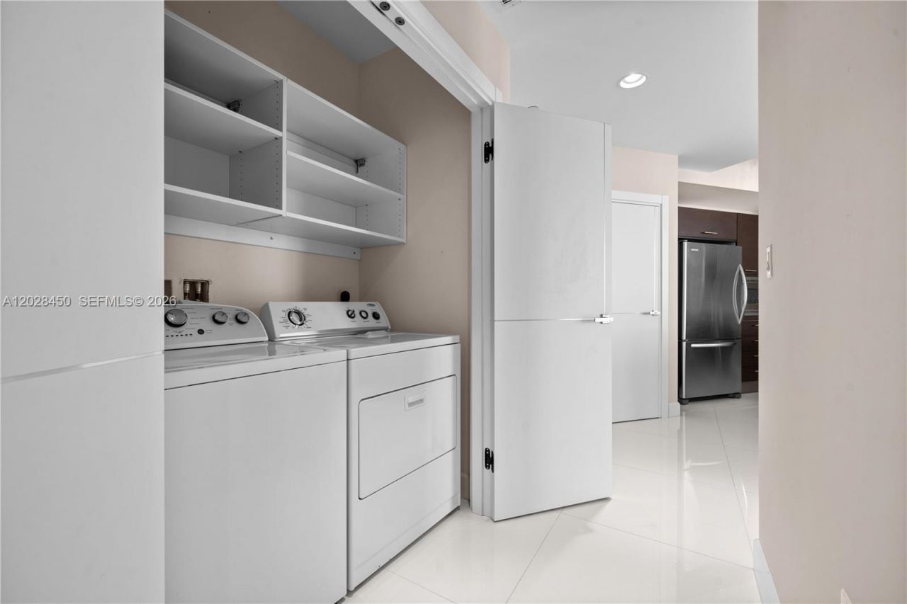 250 Sunny Isles Blvd, Unit 3-TS4, Sunny Isles Beach, FL 33160 Photo