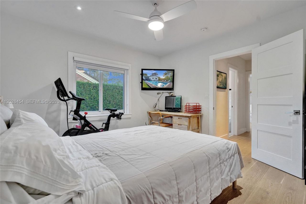 1223 NE 102nd St , Miami Shores, FL 33138 Photo