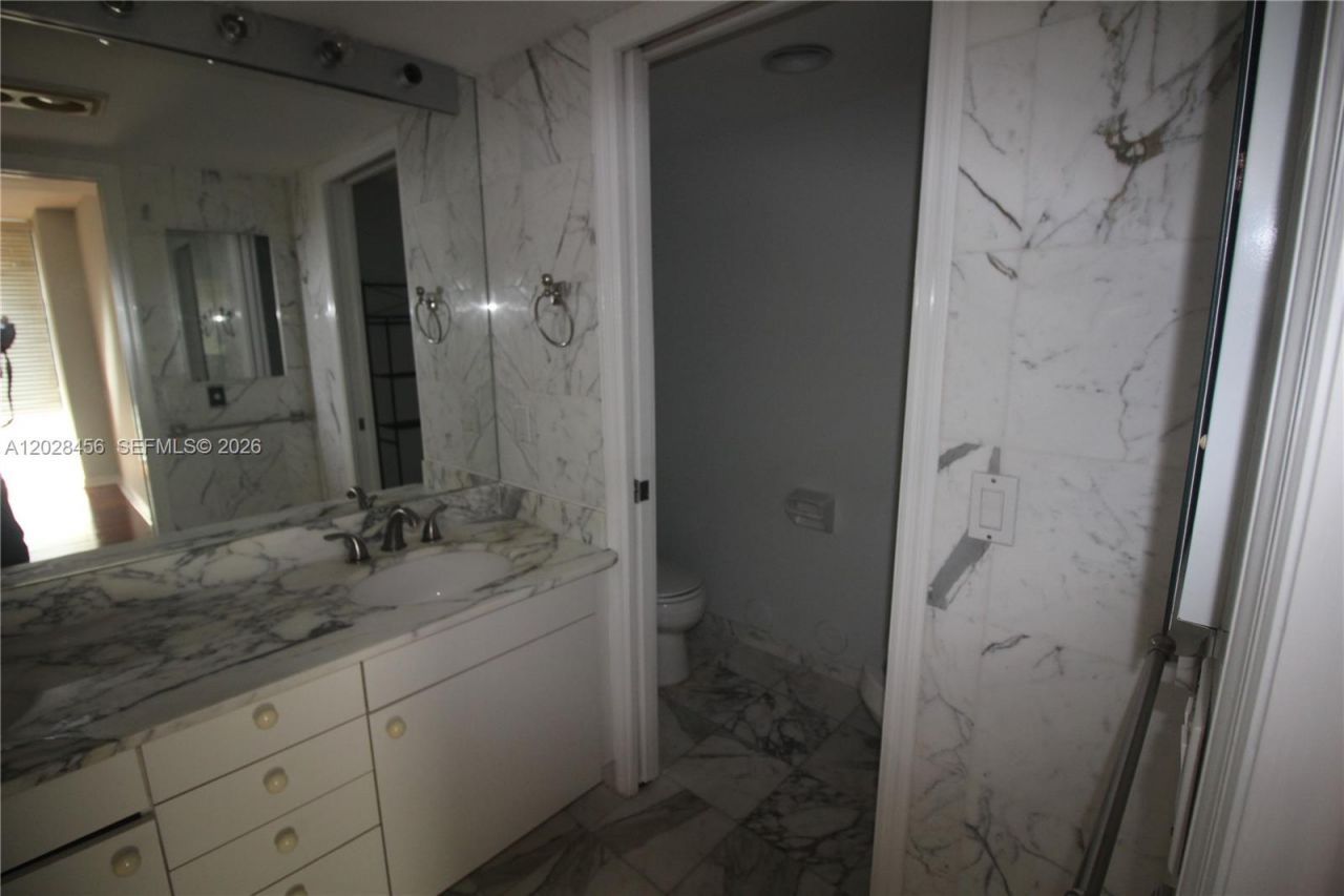 441 Valencia Ave , Unit 202, Coral Gables, FL 33134 Photo