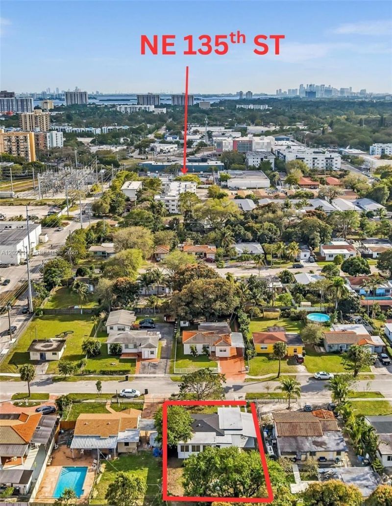1365 NE 130th St, North Miami, FL 33161 Photo